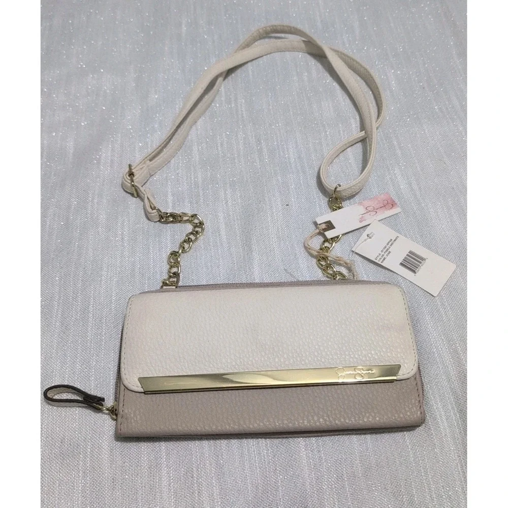 Jessica Simpson Josie Wallet Crossbody Purse Pebble‎ Beige Cream Chain Strap NWT